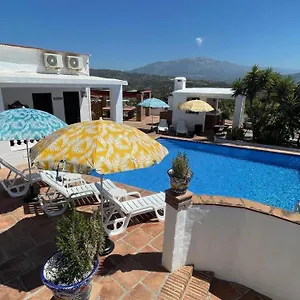 casa-bambu-resort.1costadelsol.com/